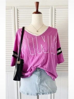 Victoria's Secret PINK Short Sleeve V Neck
Shirt Top